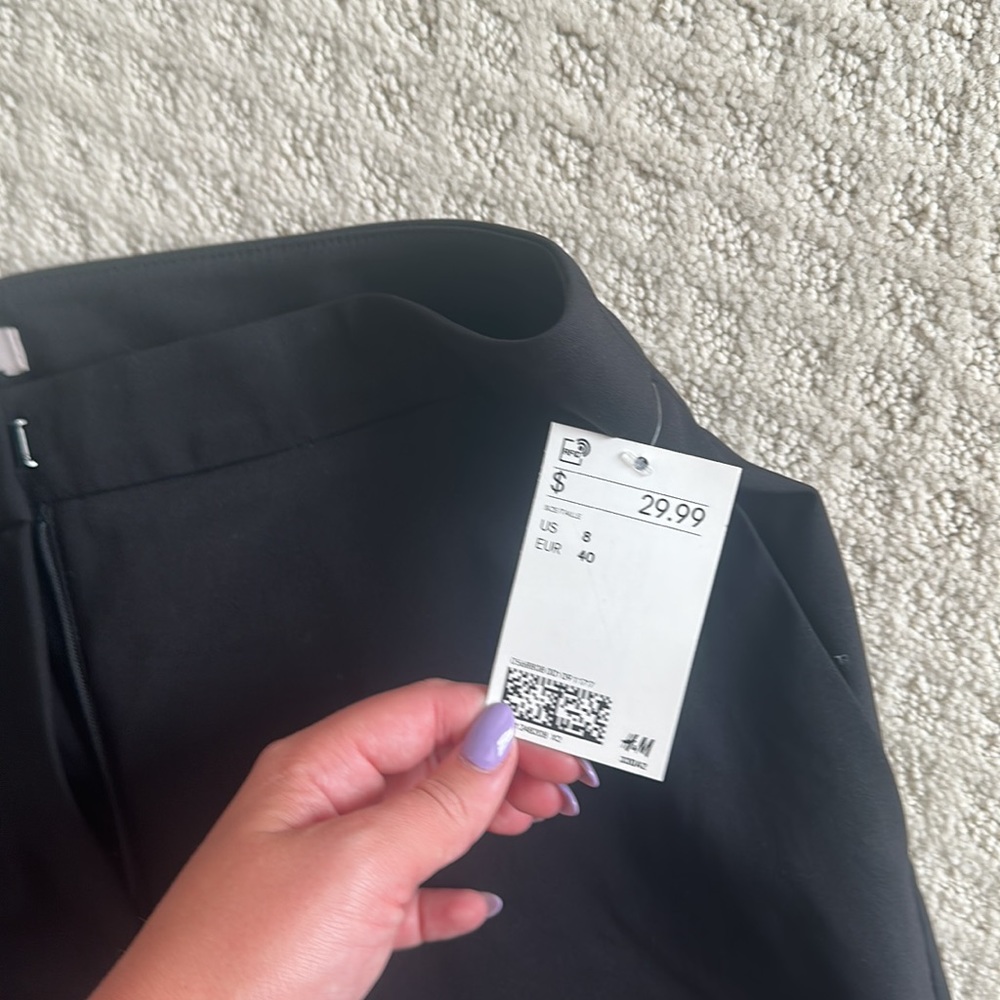 H&M Slacks Cropped - Picture 2 of 4